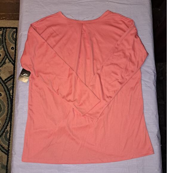 Ladies Large Long Sleeve Orange Peach Athletic Shirt with Knot Waist Detail - Picture 4 of 7
